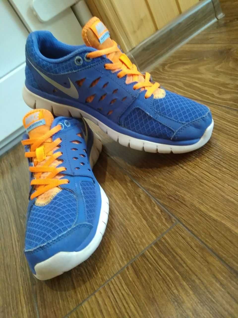 Женские кроссовки Nike Womens Flex Rn Running 39 размер