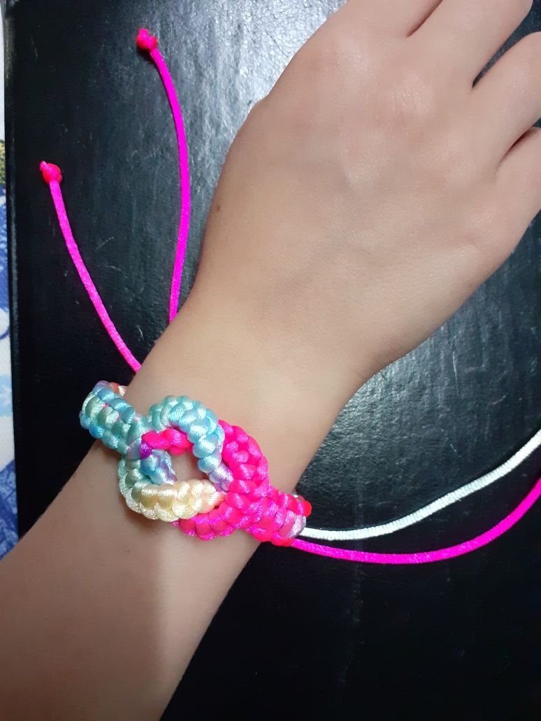 Pulseira conexão com o infinito