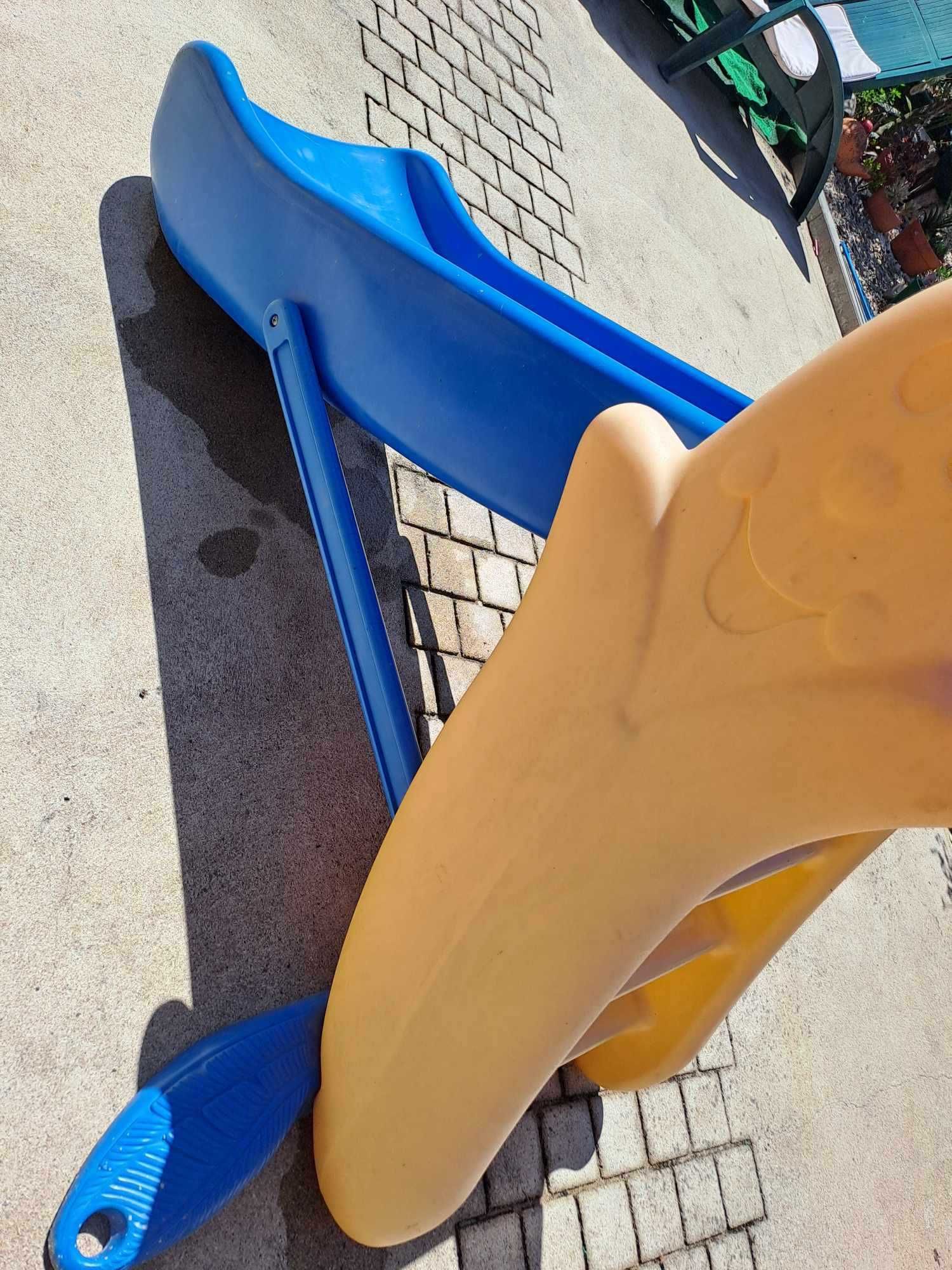 Escorrega + balancé infantil
