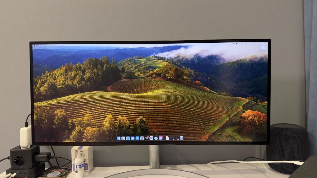 Монітор LG 34WK95U-W 34''
