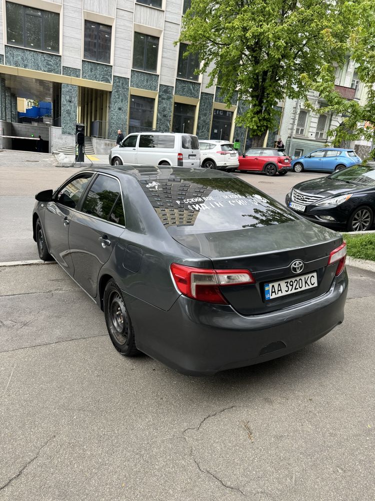 Toyota Camry 2012 газ/бензин