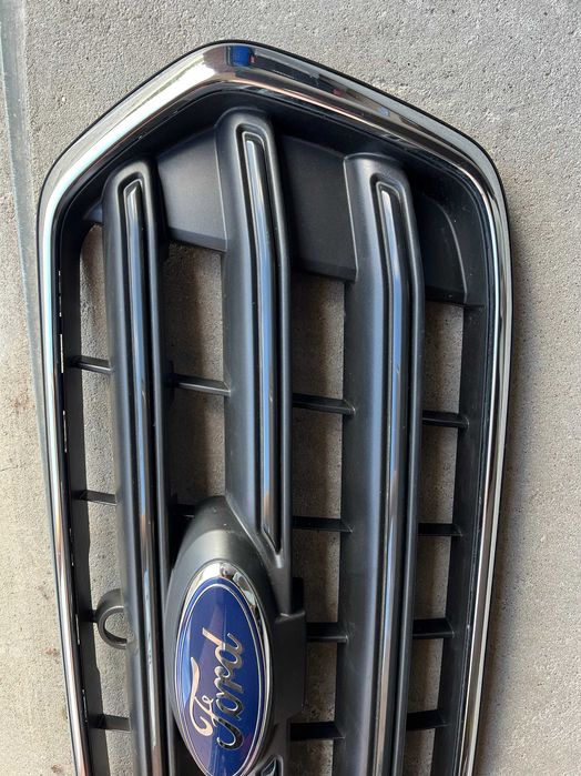 Grill atrapa chłodnicy Ford Transit mk8