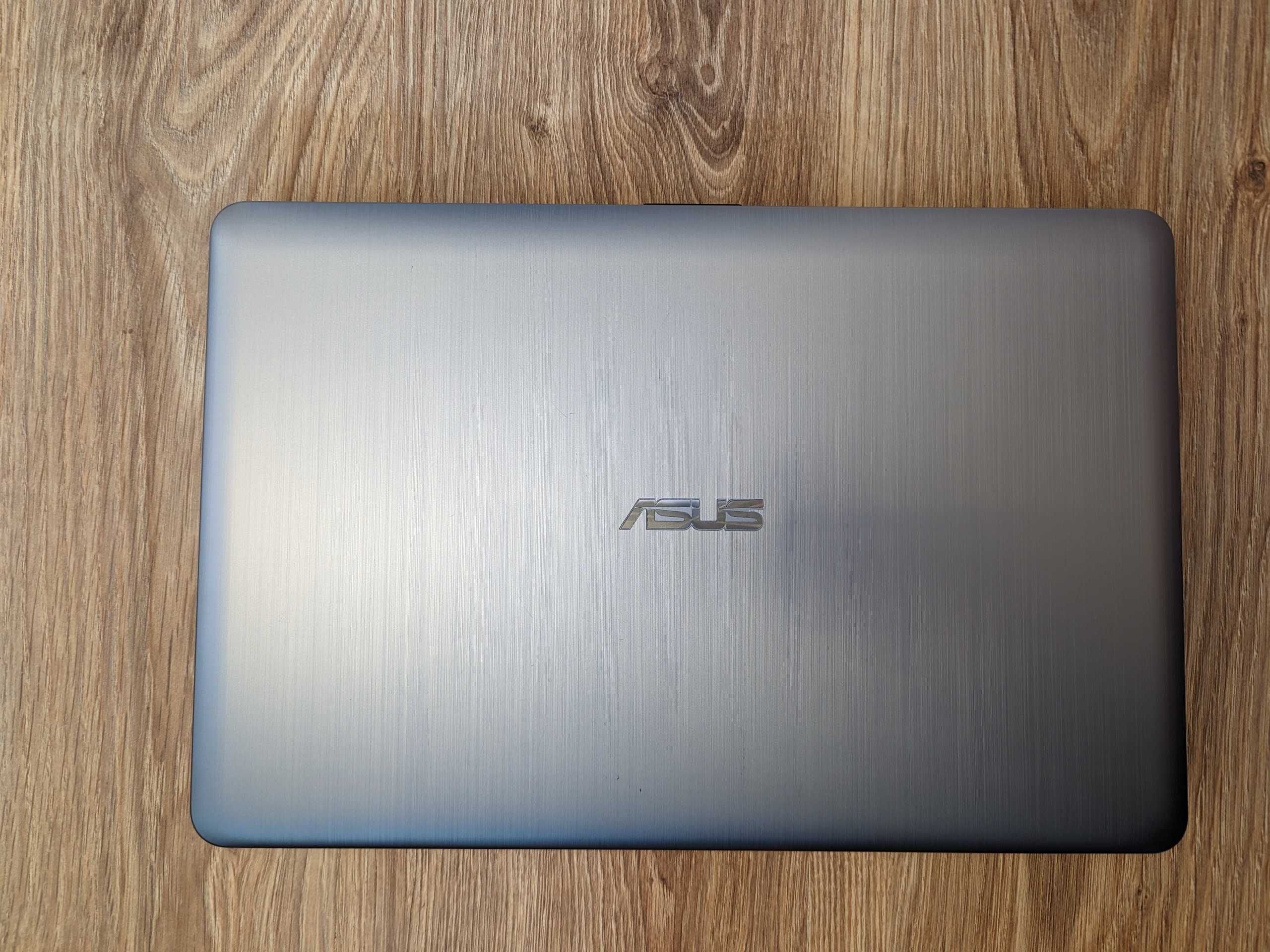 Asus A514SA-XO016T 240SSD N3060 4GB