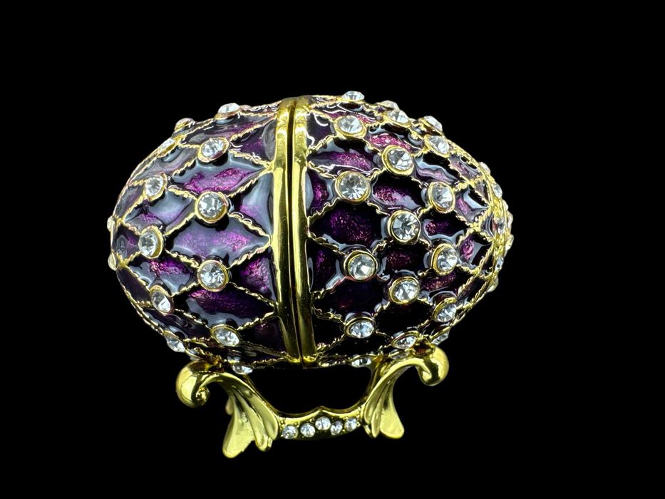 Rzeźba figurka szkatulka  JAJKO FABERGE  P23088C