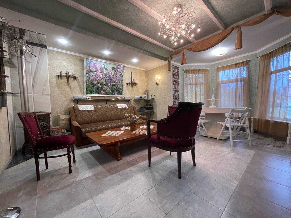 Продається будинок мрії на Дамбі