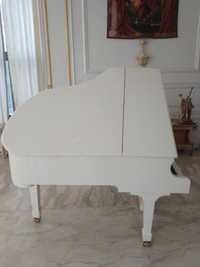 Продам белый рояль Австрия