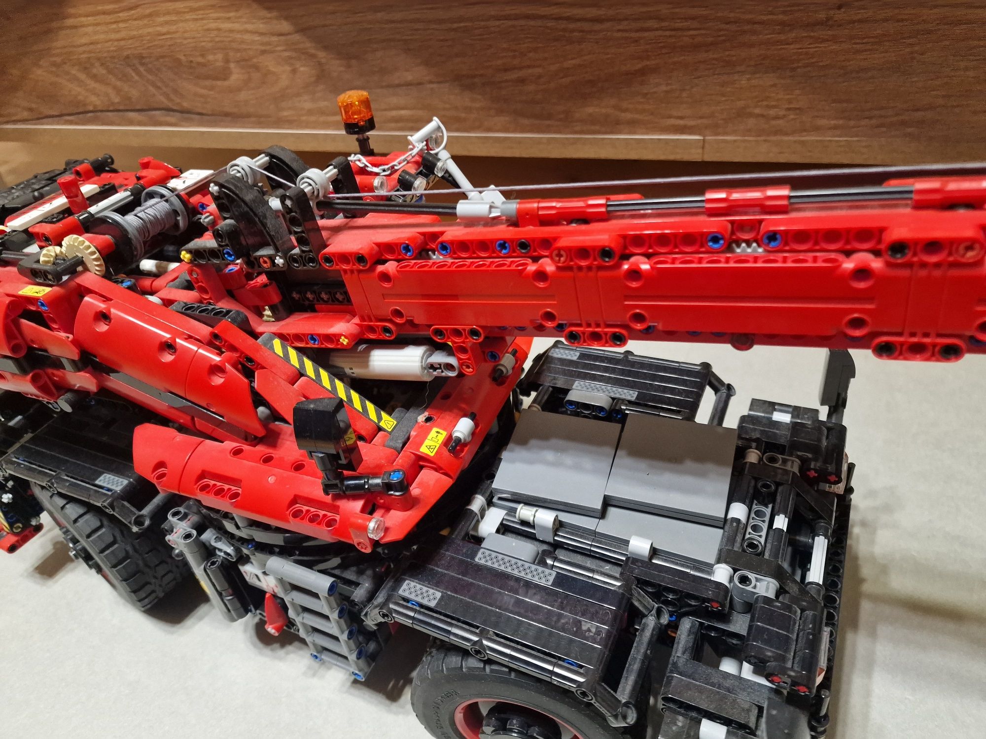 LEGO Technic Підйомний кран (42082)