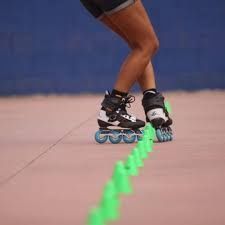 Aulas de patinagem em linha