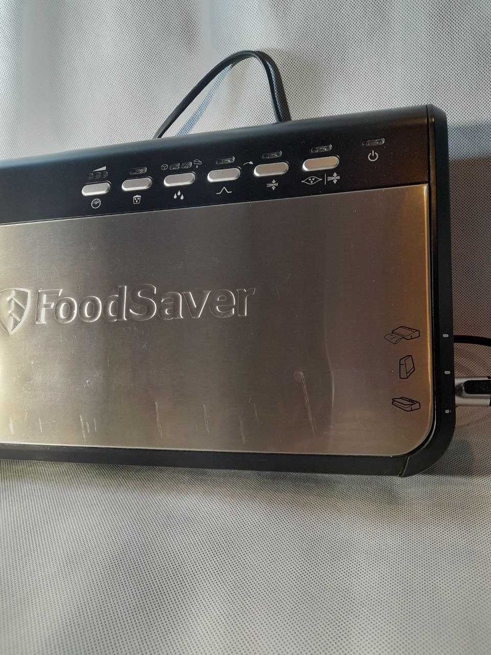 Zgrzewarka próżniowa do żywności FFS005X FoodSaver.