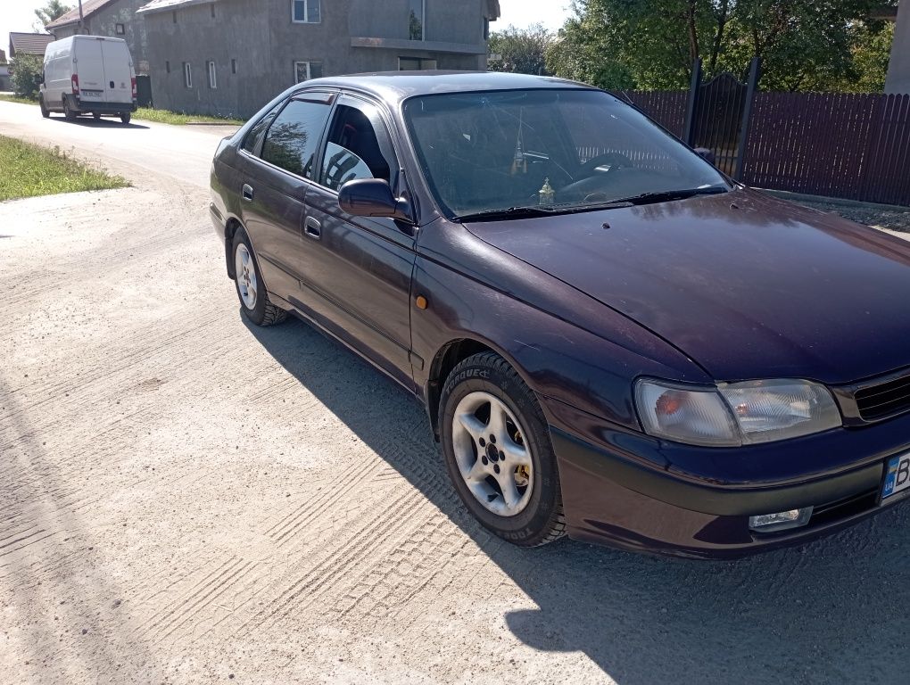 Toyota Carina E 1.6