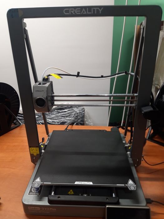 3д принтер Creality Ender 3 V3 Plus