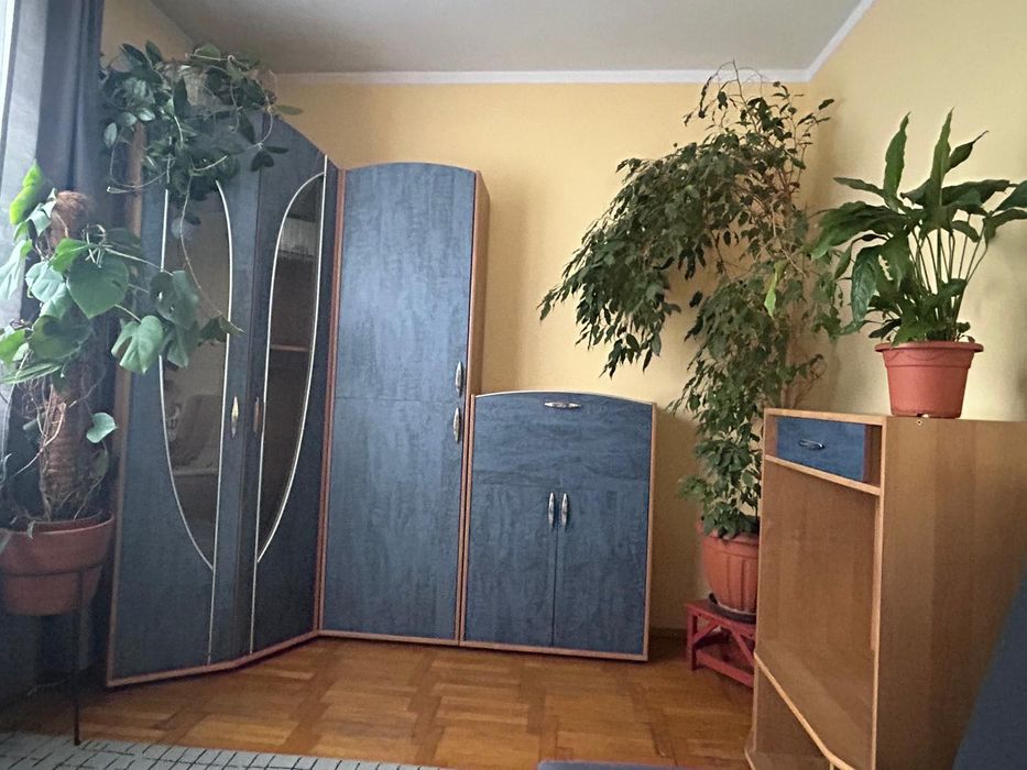 Meblościanka do pokoju młodzieżowego lub do salonu