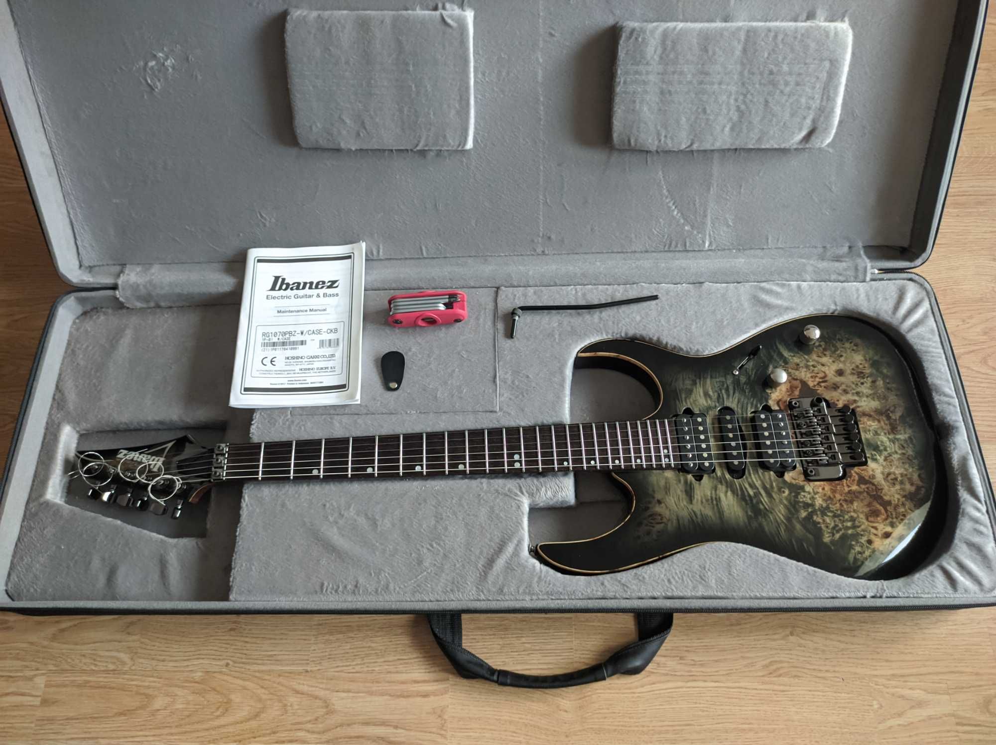 Ibanez RG 1070 PBZ CKB (Dimarzio, Stalowe progi, Poplar burl top)
