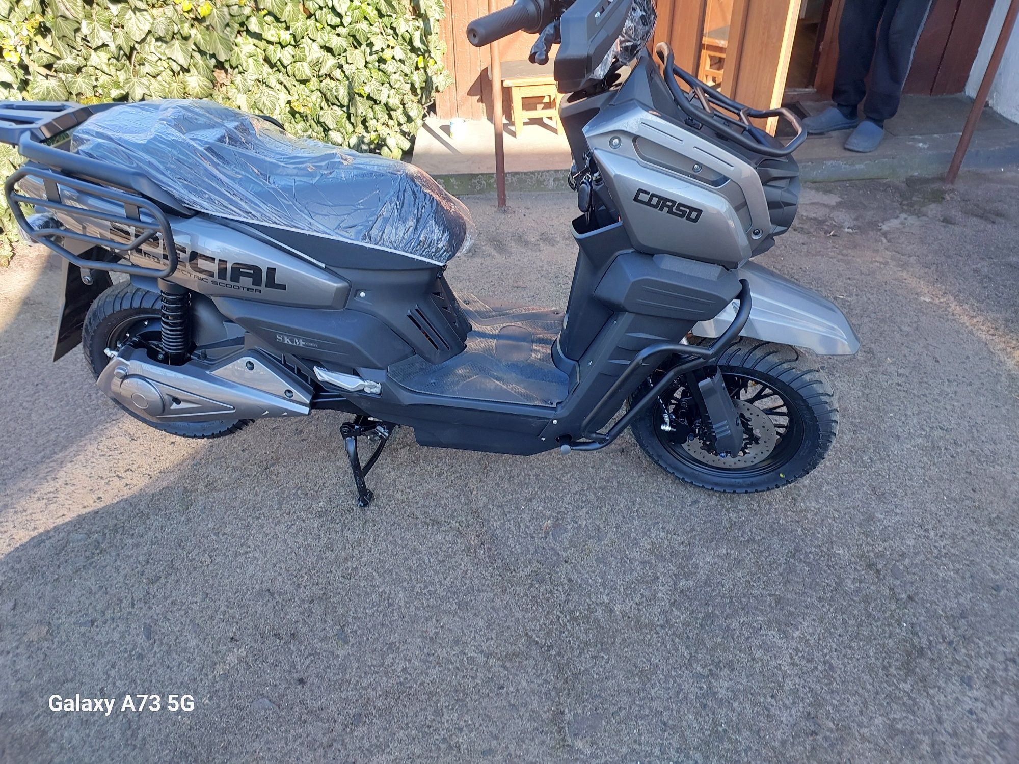 Електроскутер CORSO SPECIAL  Двигун 2000Вт  72V 38AH  Доставка.