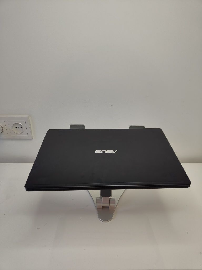 Компактний ноутбук 14 asus e410ma /celeron n4020/4 ГБ/SSD 64 ГБ