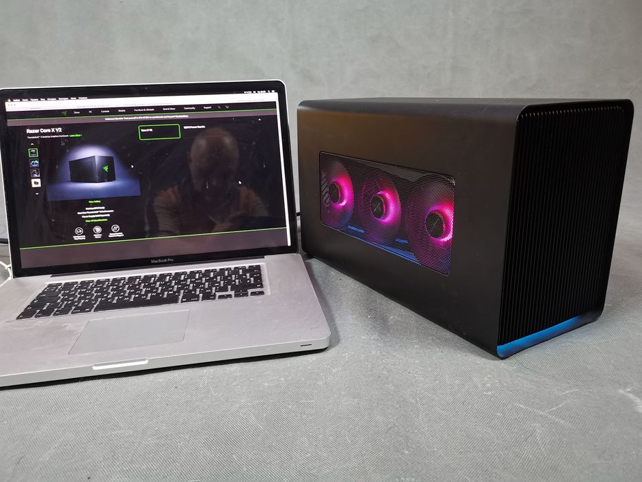 Бокс Razer Core X Chroma +відеокарта Sapphire NITRO+ Radeon RX 6800 XT