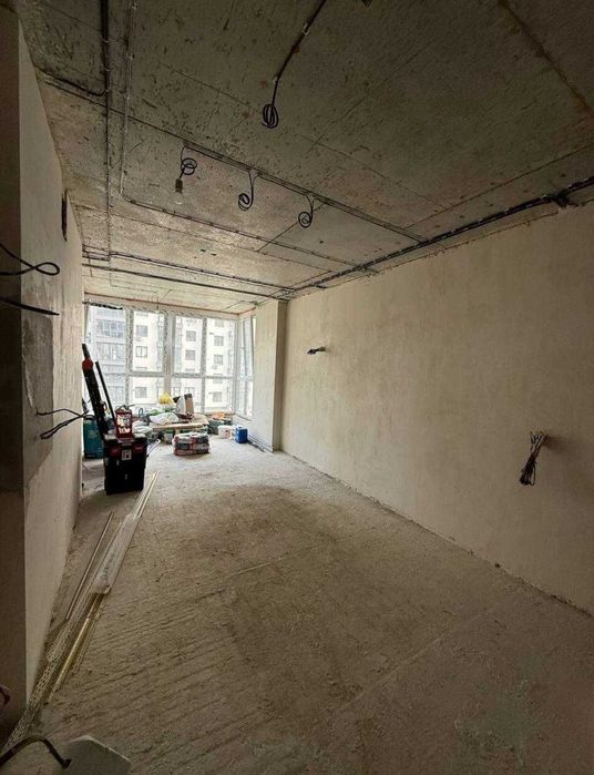 1км.кв., 51кв.м., ЖК R2Residence, здана секція,56000дол, є право власн