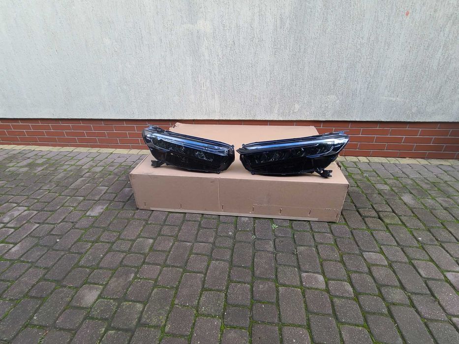 Honda CRV ,VI generacji 23-  Reflektor, Lampa Przednia