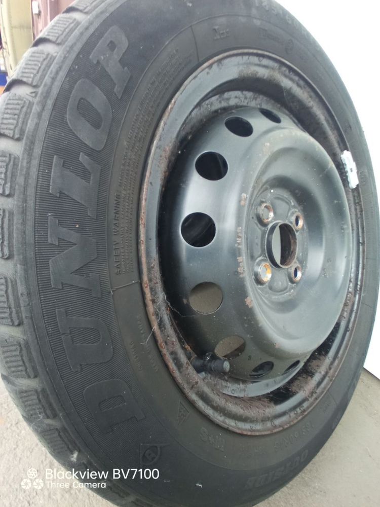 Dunlop 185/60 r15 Комплект с дисками 4х100 DIA 55мм