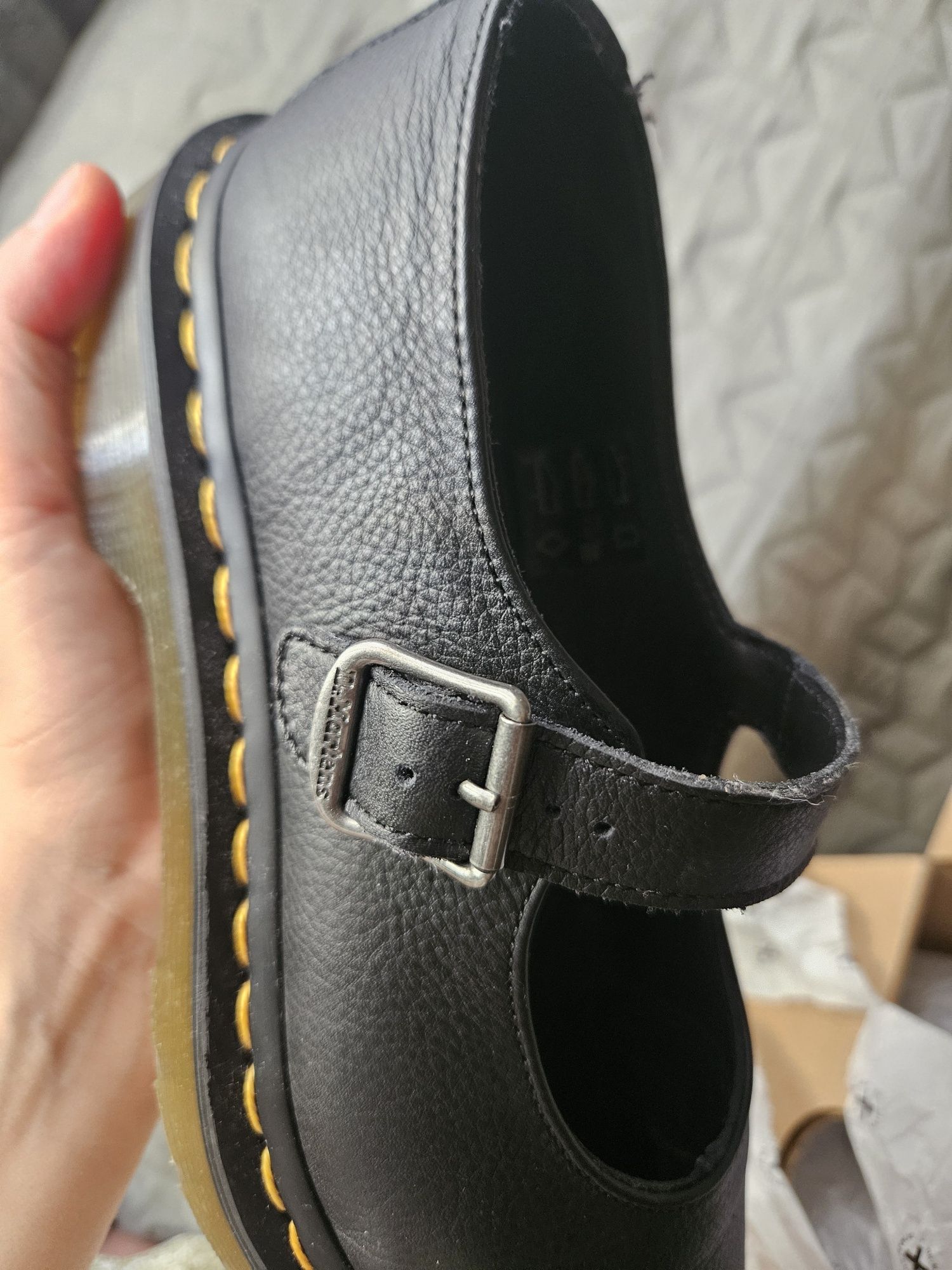 Doc Martens Mary Janes
