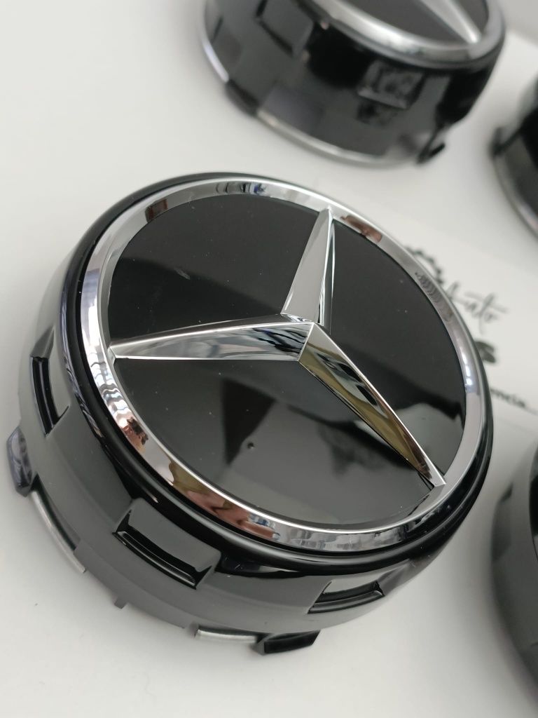 Conjunto 4 Centros de jante Mercedes Amg 75mm Pretos
