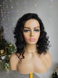 Peruka premium z włosów naturalnych rozmyta linia czoła loki Dorota