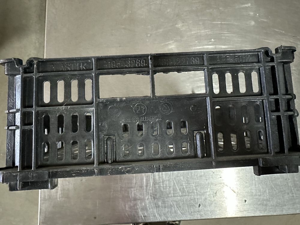 Caixas plasticas 50x30x18