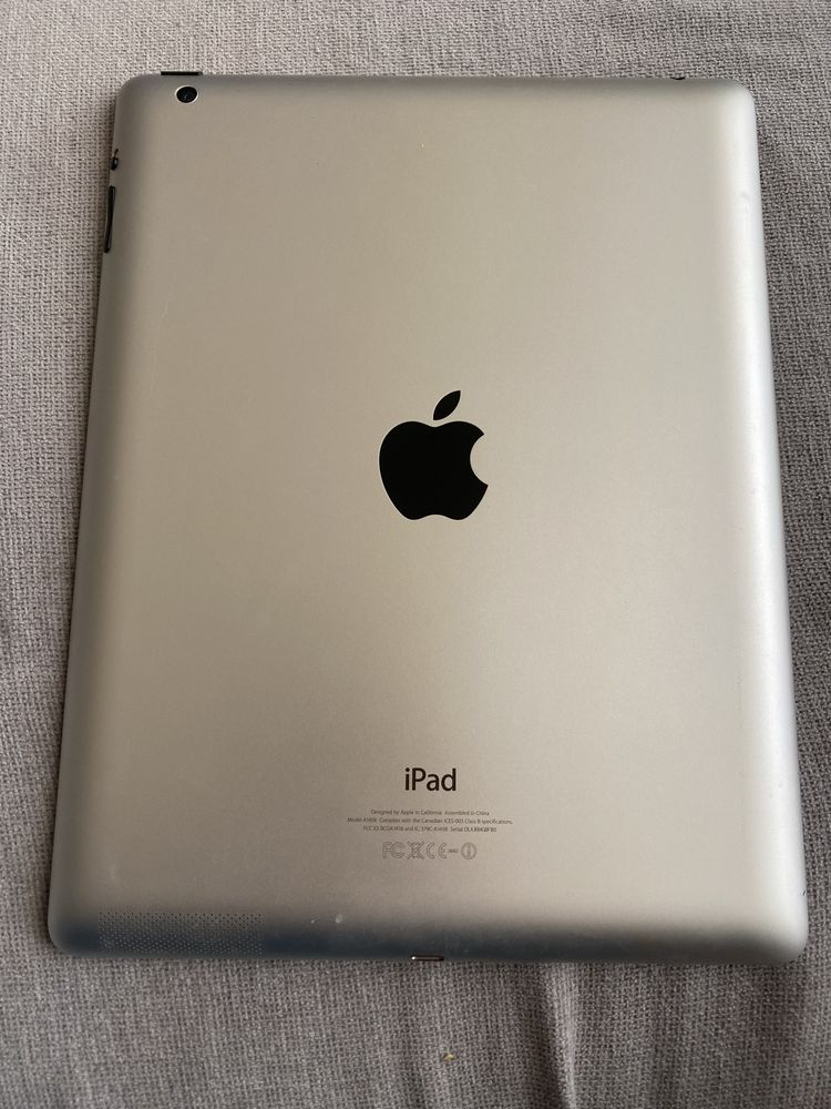 Apple iPad 4th Gen (A1458) 9.7" 16GB - Branco