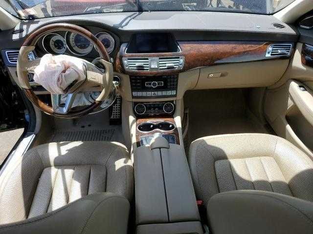 Mercedes-Benz CLS 550, 300 kW, z 2013 roku, model USA.