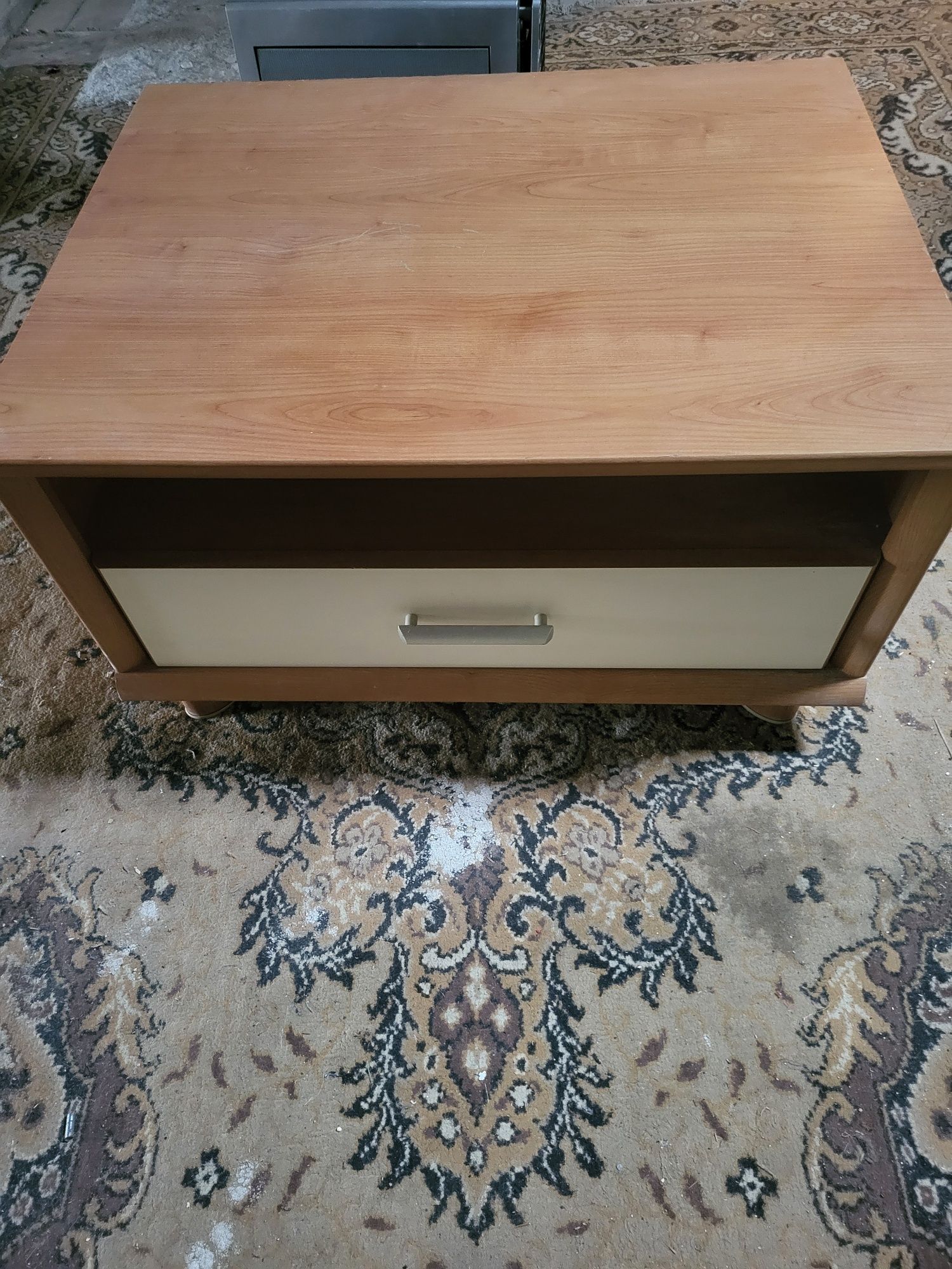 Szafka pod telewizor
