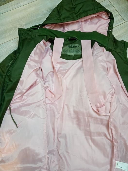 Куртка для дівчинки