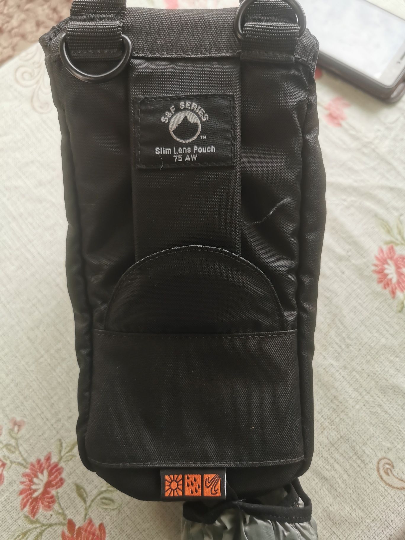 Сумка чехол для объектива Lowepro S&F Slim Lens Pouch 75 AW