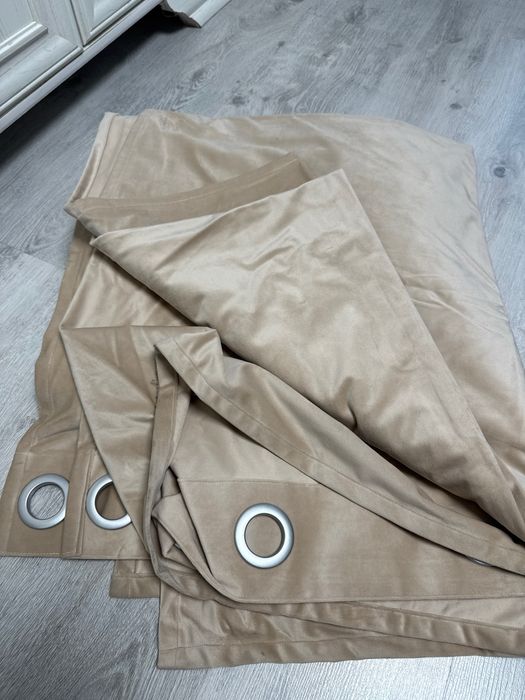 Комплект штор із тканини мікровелюр  колір молочний