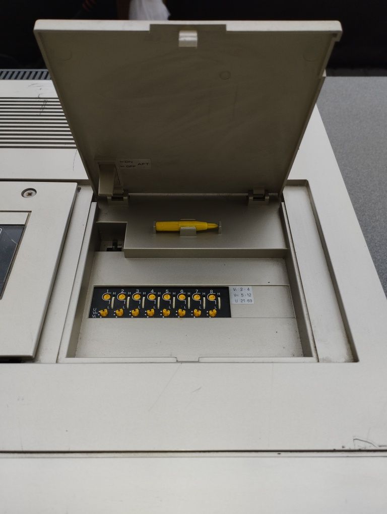 Orion VHS model VH-200