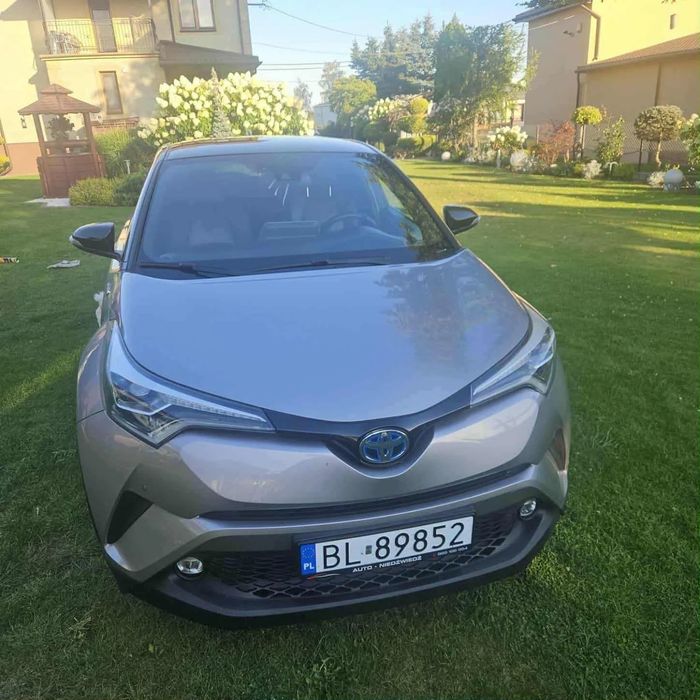 Toyota C-HR Toyota CH-R hybryda 2017 r.