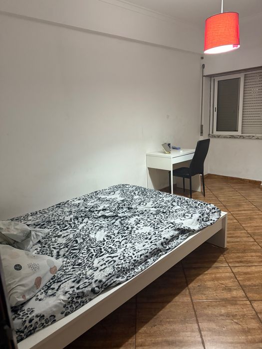 Quarto de casal para alugar