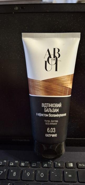 Оттеночный бальзам для волос About Hair с эффектом биоламинирования