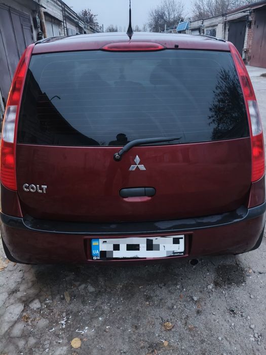Продам Митсубиси кольт 2007г.в.