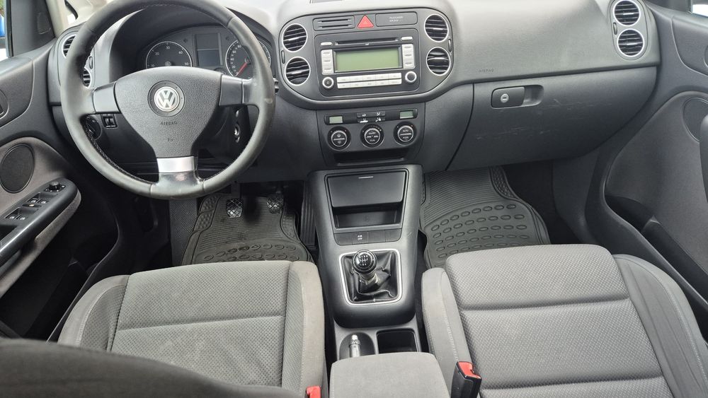 VW Golf V Plus. 1.9D. 105kM. Bez korozji. Ładny.