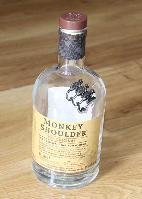 Monkey shoulder małpka karafka