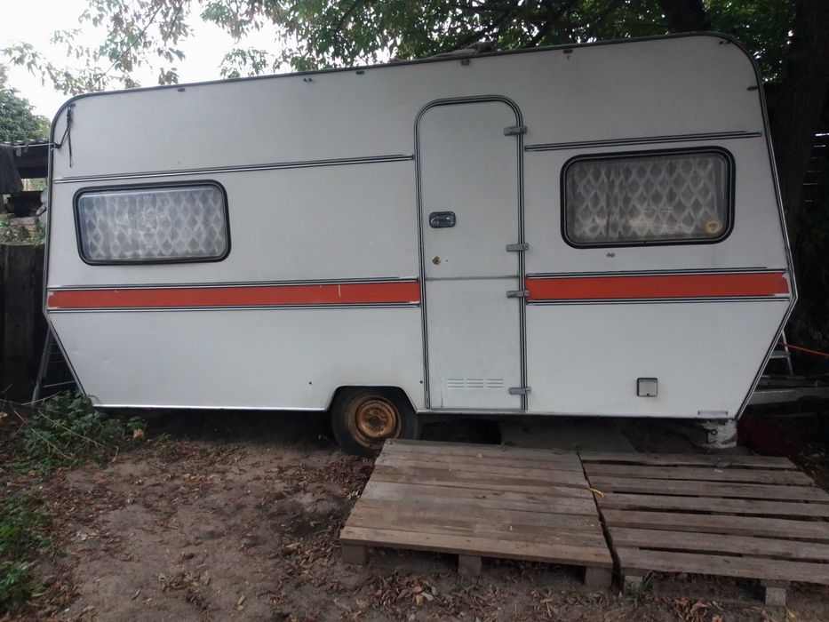 Przyczepa stacjonarna knaus jet