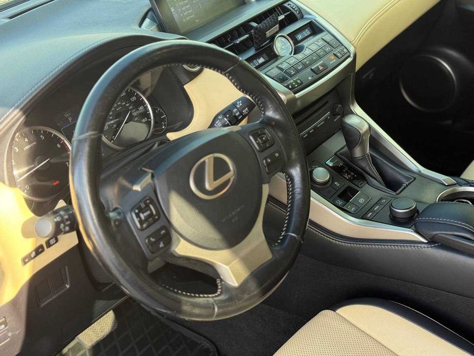Lexus NX250T 2017, 2.0 бензин, автомат, 130 тыс.км