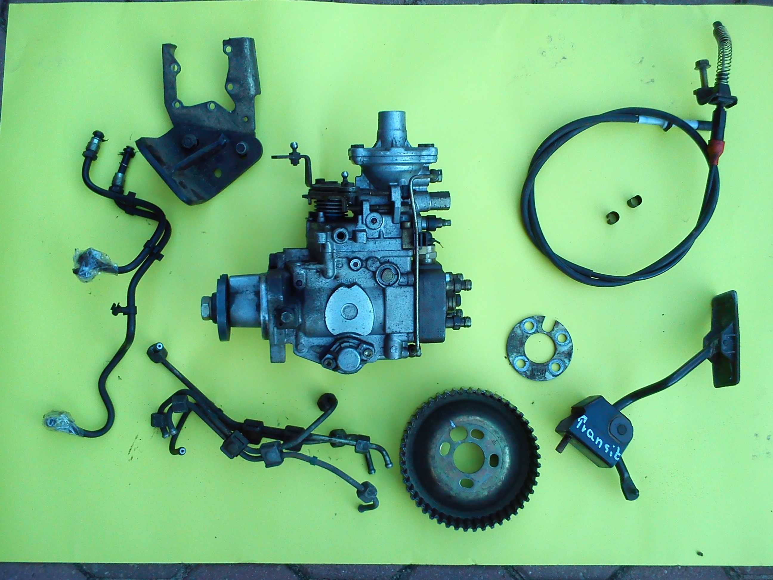 pompa wtryskowa Bosch FORD TRANSIT 2.5d 2.5tdi 2.5td 97r lucas mk4 mk5