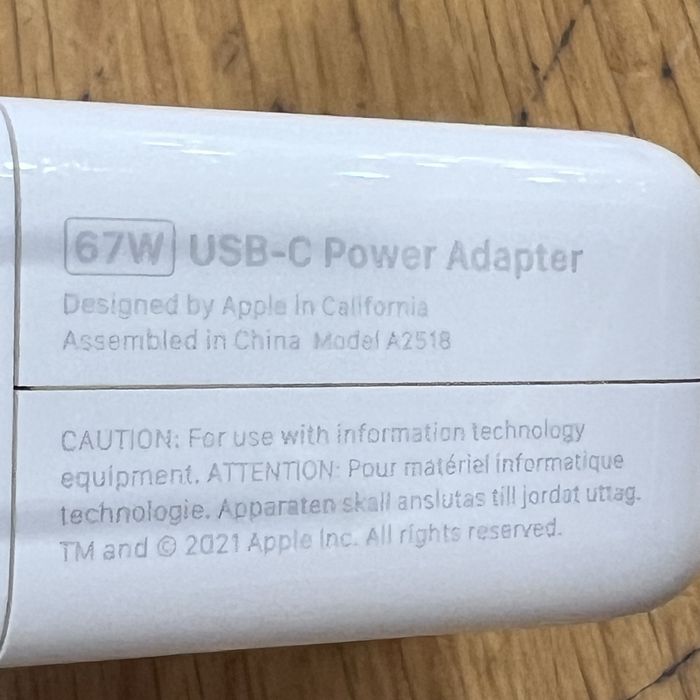 Carregador Original Apple 67W USB-C Power Adapter
