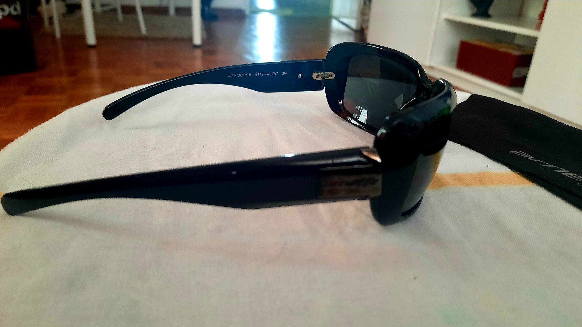 vendo óculos arnette unisex (usado)