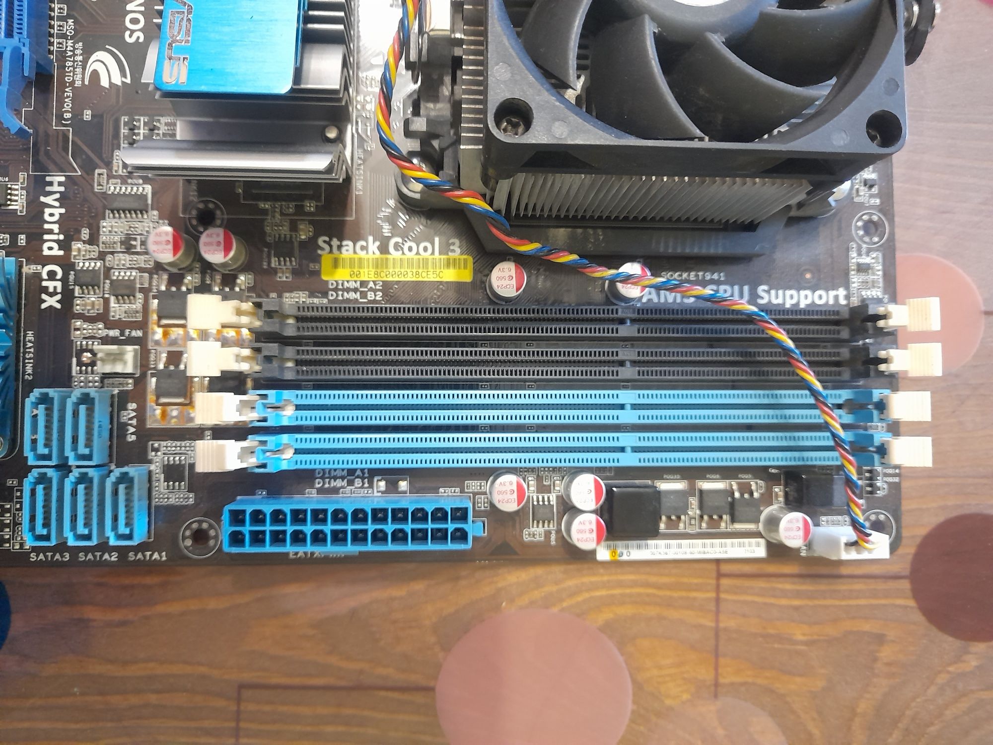 Материнська плата ASUS M4A785TD-V EVD з процесором і кулером