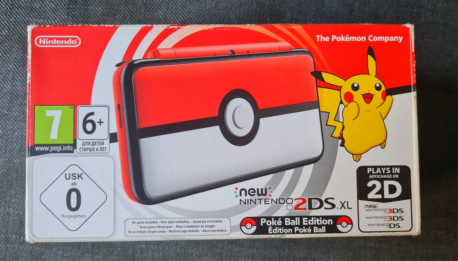 New Nintendo 2DS XL Pokeball Edition