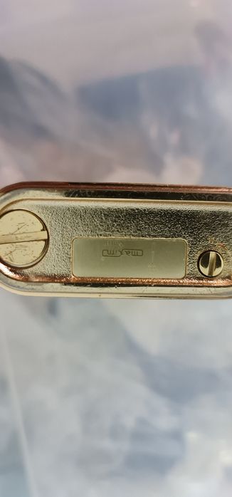 Isqueiro  Dourado a Gás