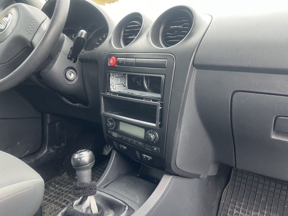 Seat Ibiza 6L 1.4 16V BBY- skrzynia biegów,przepustnica,wtryski,fotele