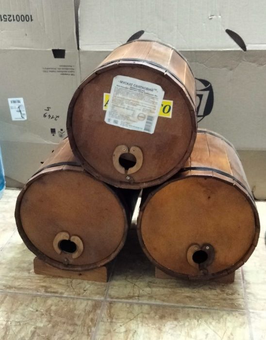 Бочонки под пакетированное вино, сок.